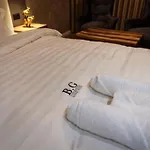 B.g Luxury